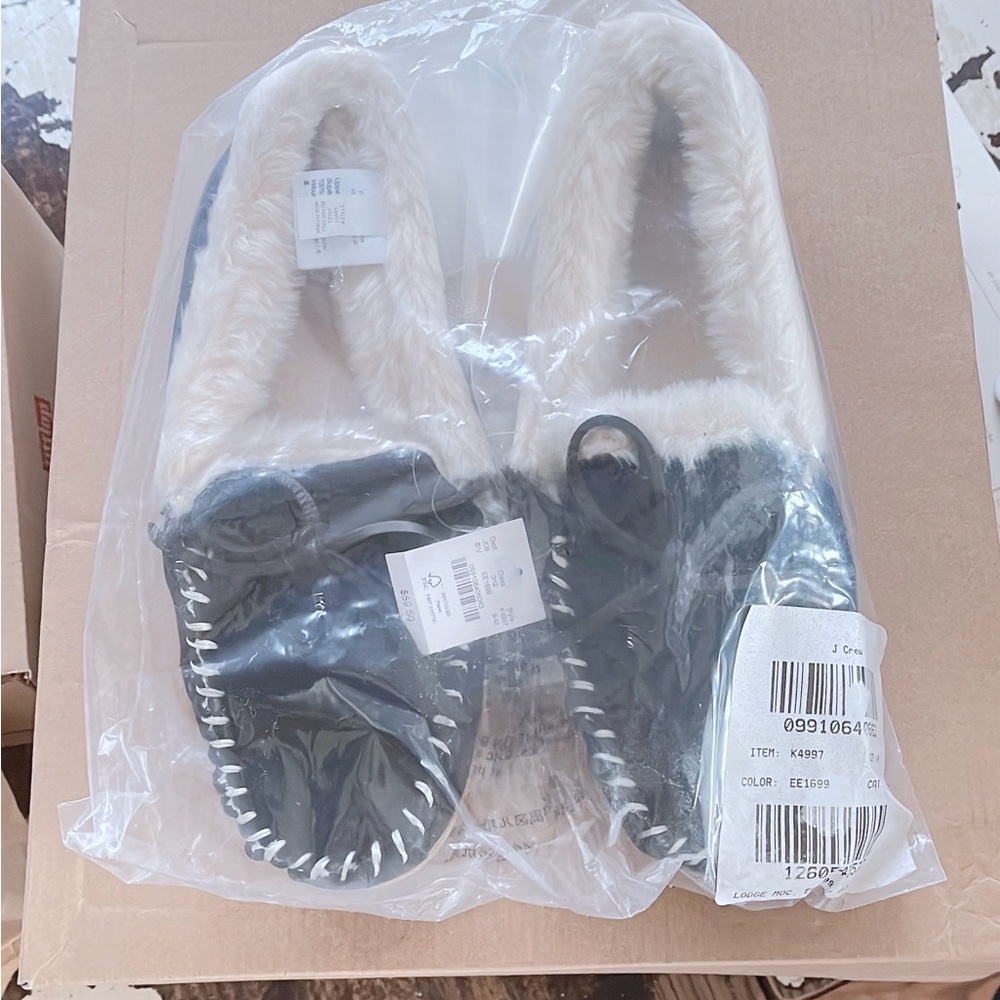J Crew Lodge Moccasin in Suede Style K4997 - Picture 2 of 2